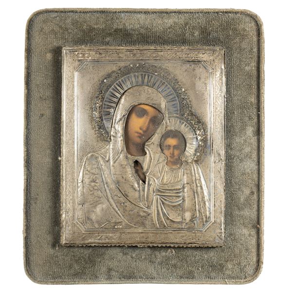 Icon depicting Madonna of Kazan with silver riza