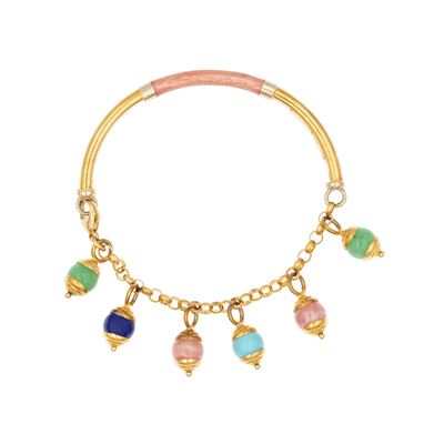 Bracciale in oro 18 kt bicolore con pendenti e smalto rosa, circa sei pendenti a sfera in pietre ...