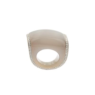 Anello in oro a due colori con calcedonio e diamanti