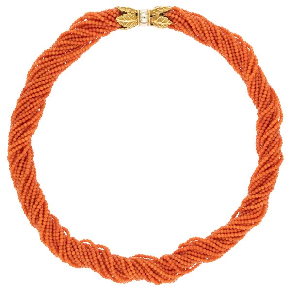 Collana a torchon multifilo di corallo mediterraneo naturale