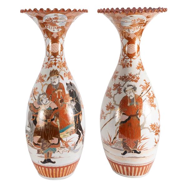 Pair of vases  (Japan, 19th - 20th century)  - Auction FINE ART, ROMAN MARBLES, OLD MASTER AND 19th CENTURY PAINTINGS - II - Colasanti Casa d'Aste