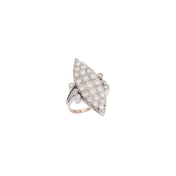 9kt yellow gold and silver with diamonds ring