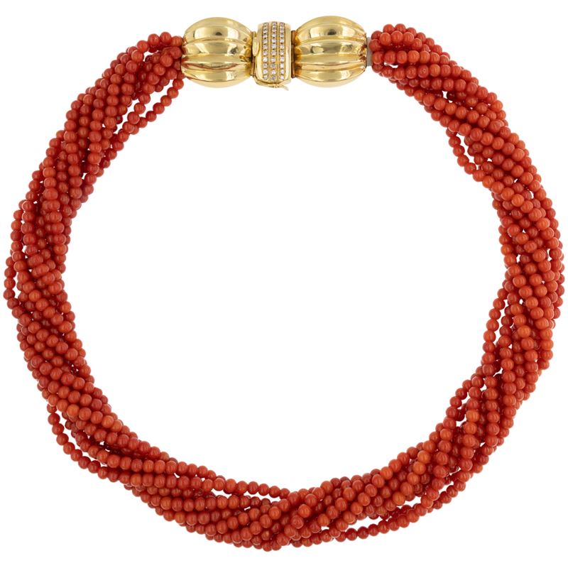 Collana a torchon in corallo rosso mediterraneo naturale, oro giallo 18kt e diamanti