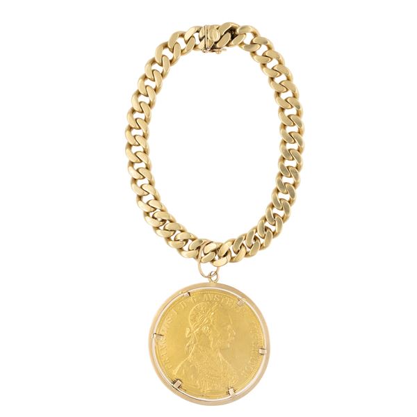 Bracciale a maglia groumette in oro giallo 18kt con moneta pendente