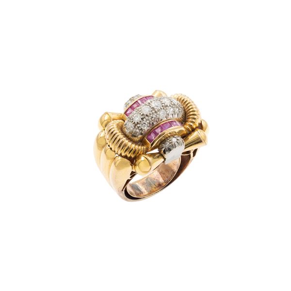 Anello a ponte in oro rosa 18kt, platino diamanti e rubini  (anni 40/50)  - Asta GIOIELLI E OROLOGI - Colasanti Casa d'Aste