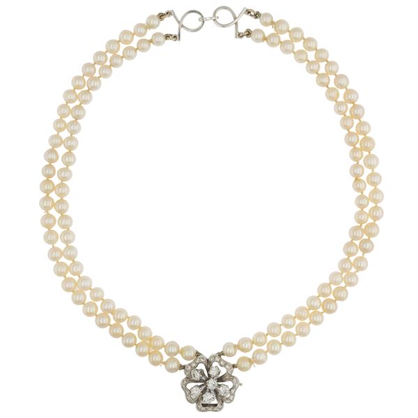 Collana a due fili di perle coltivate riuniti da fermezza en tremblant  - Asta GIOIELLI E OROLOGI - Colasanti Casa d'Aste