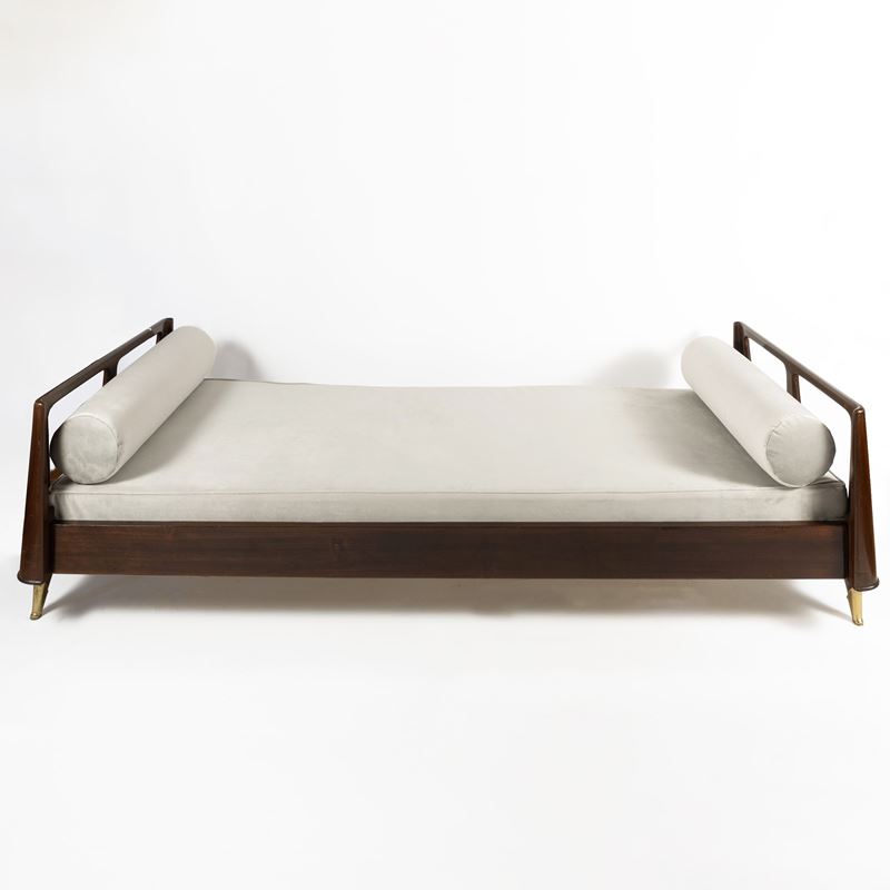 Paolo Buffa - Daybed in legno, ottone e tessuto imbottito