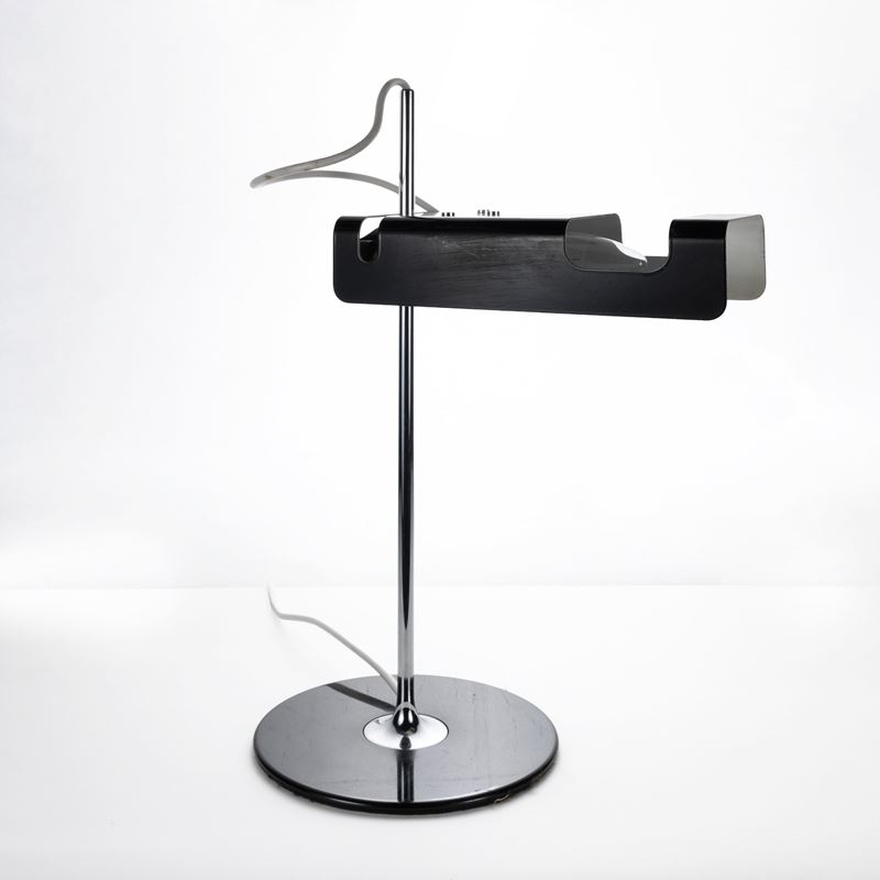 Joe Colombo - Lampada da tavolo “Spider”, metallo cromato e verniciato