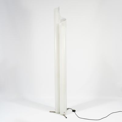 Lampada da terra “Chimera” in perspex e metallo