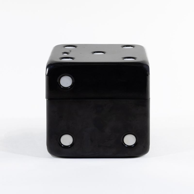 Manifattura italiana, scatola da gioco in bachelite (anni ’70)