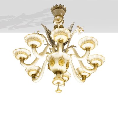 Venini (attrib.), Lampada a sospensione in vetro di Murano con vetro trasparente, lattimo e color...