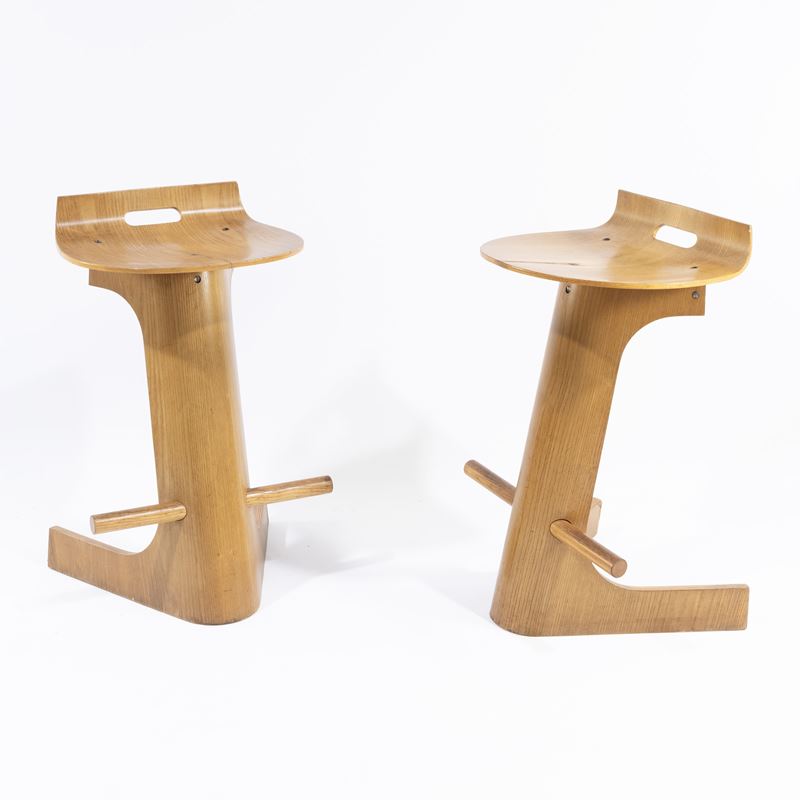Giovanni Offredi - Sgabelli modello “Rex” in legno (coppia), anni 70