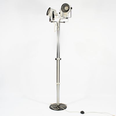 Lampada da terra orientabile mod. P433