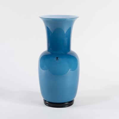 Venini, Vaso in vetro opalino della serie Opalino, Murano (1981)