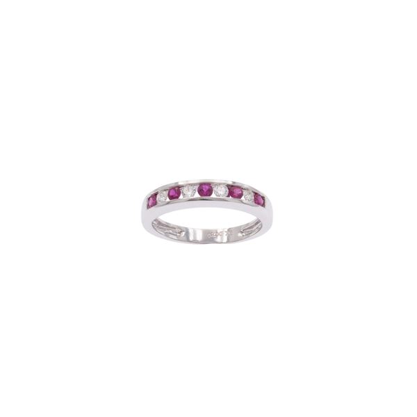18kt white gold with rubies and diamonds ring