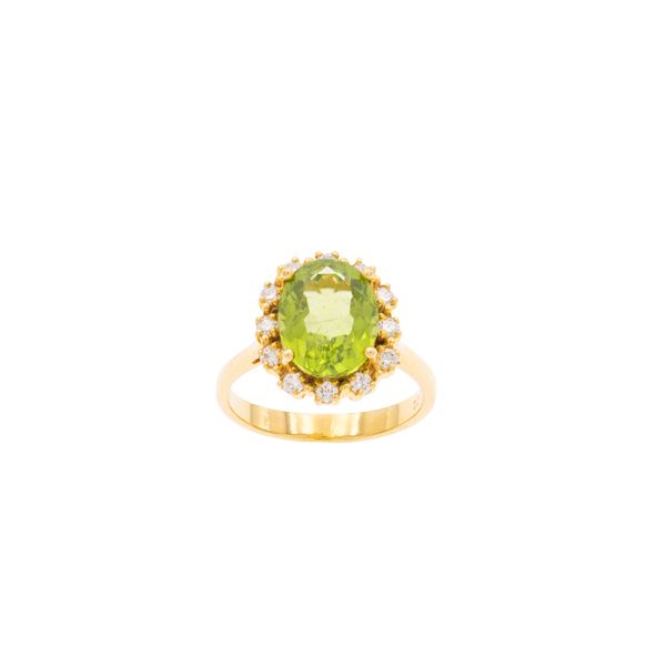 18kt yellow gold peridot and diamond ring