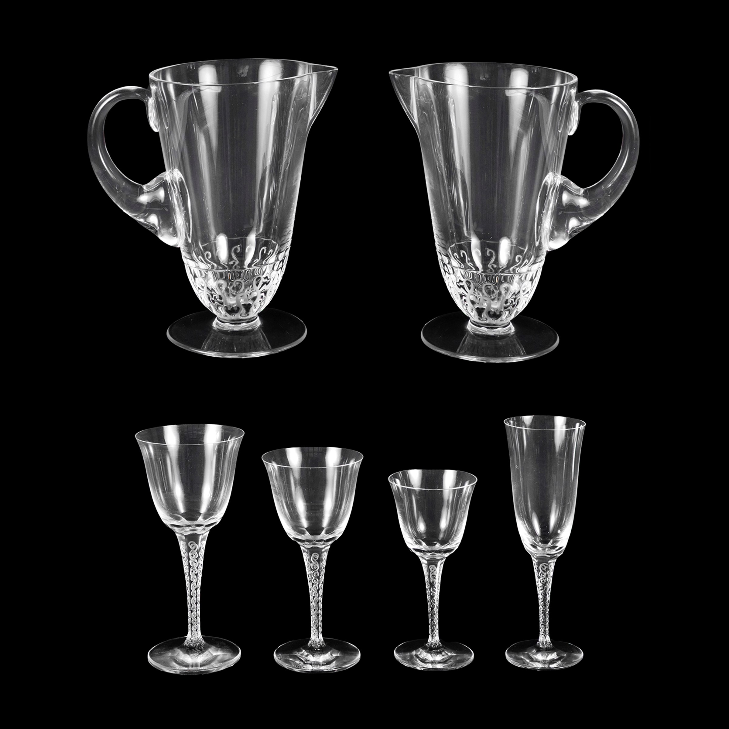 Lalique, Servizio di bicchieri a calice modello “Trévès” in cristallo trasparente (Francia, XX se...