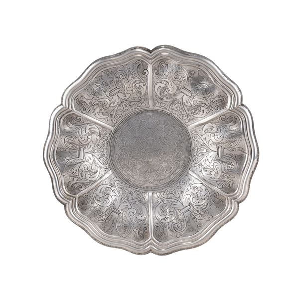 Silver centrepiece
