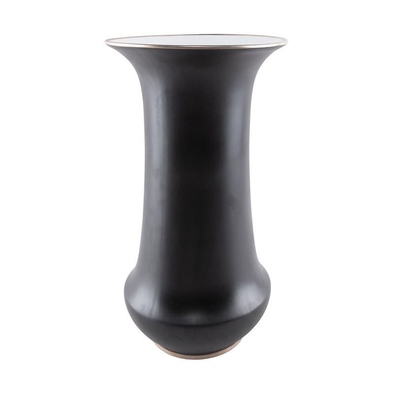 Richard Ginori, Vaso in porcellana nera con interno bianco e profili argentati (Italia, XX secolo...