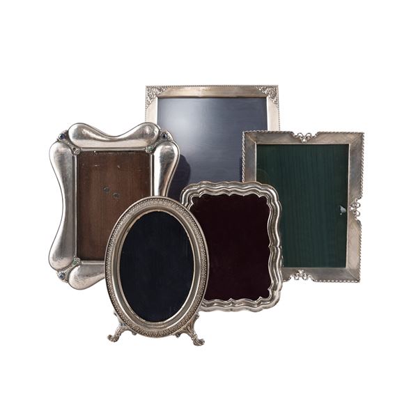 Group of 5 photo frames in silver, silvered metal and fabric