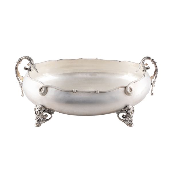 Silver centrepiece