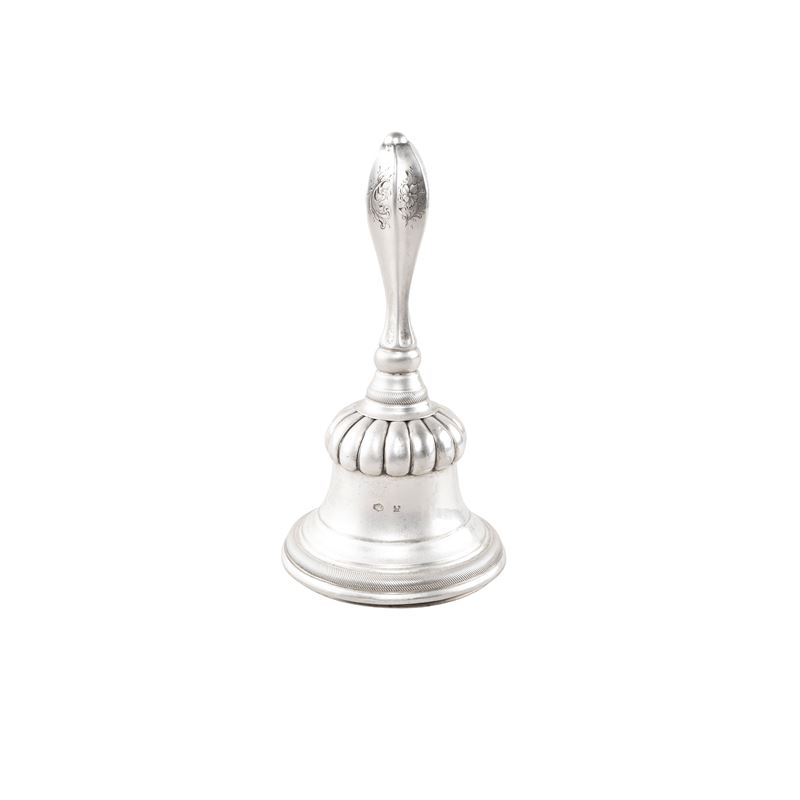 Olanda, 1844, Campanello in argento con presa a balaustro incisa