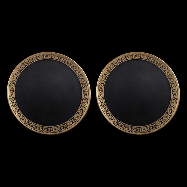 Pair of circular serving trays in cut glass