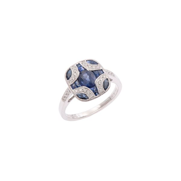 Platinum, sapphires and diamonds ring