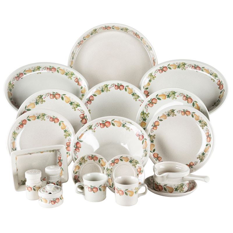 Wedgwood, Servizio da tavola decorazione “Quince” (ceramica smaltata policroma), Inghilterra, XX ...