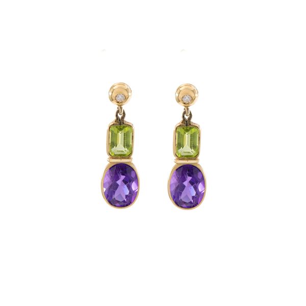 Orecchini pendenti in oro giallo 18kt ametiste, peridoti e diamanti