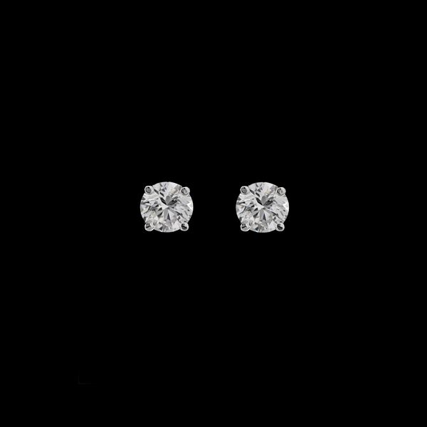 18kt white gold stud earrings with two diamonds