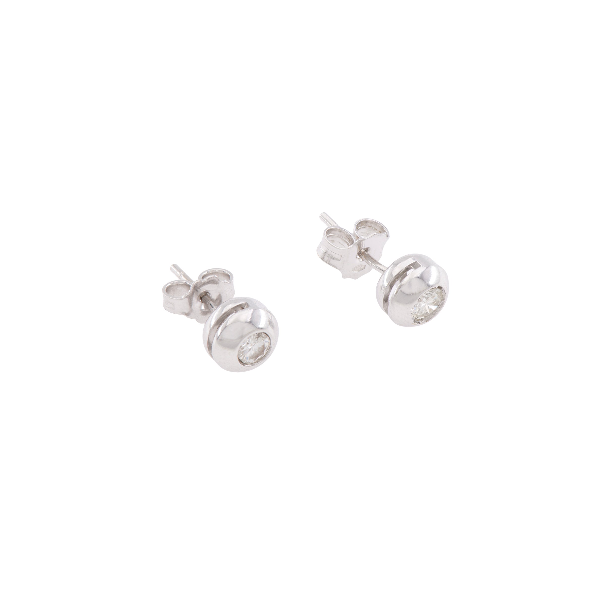 Orecchini a Lobo in Oro Bianco 18kt con Due Diamanti
