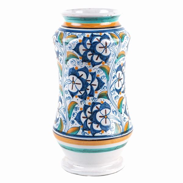 An Italian ceramic apothecary vase  (20th century)  - Auction Online Christmas Auction - Colasanti Casa d'Aste
