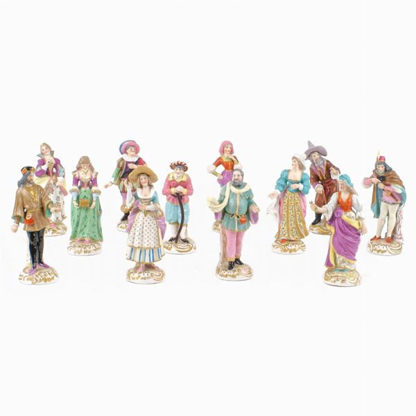 A set of French porcelain figures (12)  (late 19h century)  - Auction Online Christmas Auction - Colasanti Casa d'Aste