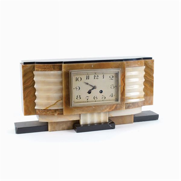 A French marble Art Decò miniature clock