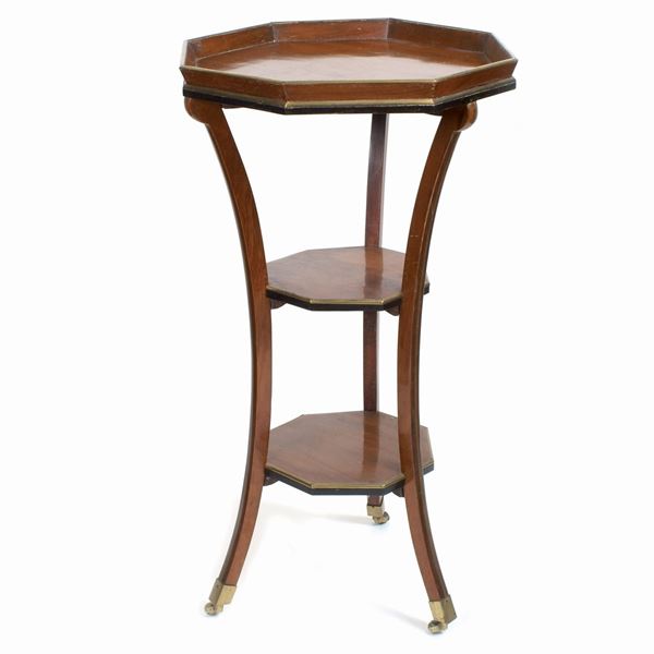 A French mahogany gueridon  (France, 19th century)  - Auction Online Christmas Auction - Colasanti Casa d'Aste