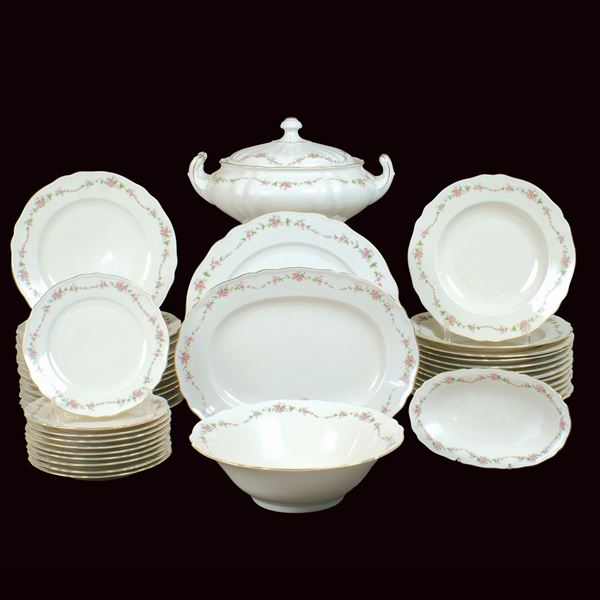 A Bavaria porcelain service (39)  (Germany, 20th century)  - Auction Online Christmas Auction - Colasanti Casa d'Aste