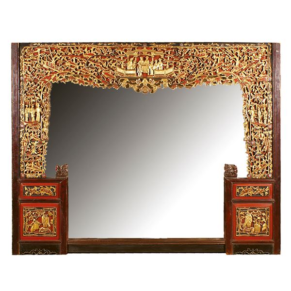 Grande specchiera in legno dorato e laccato rosso  (Cina, XIX-XX Sec.)  - Asta DIPINTI E ARREDI DA VILLA SAMINIATI  - Colasanti Casa d'Aste